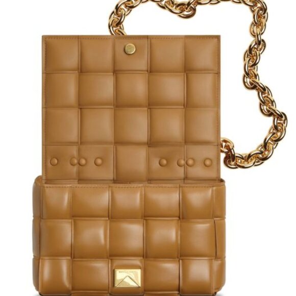 Bottega Veneta Chain Cassette bag in Caramel - Picture 3 of 11